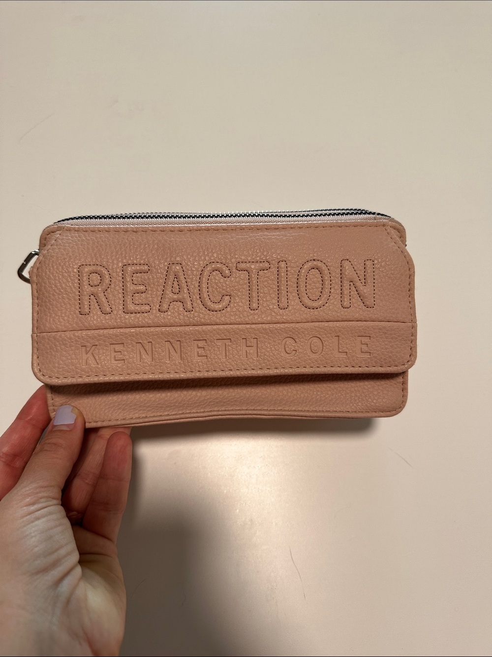 Kenneth Cole Reaction Nude Blush Zip Clutch Wallet